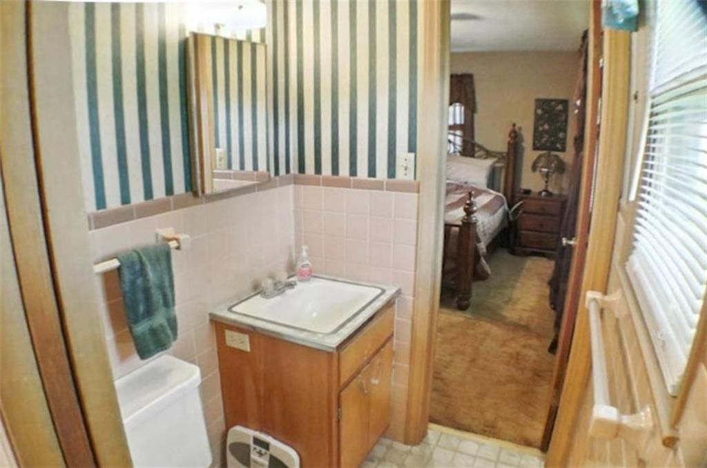 1403 W Bryson Street — photo 20