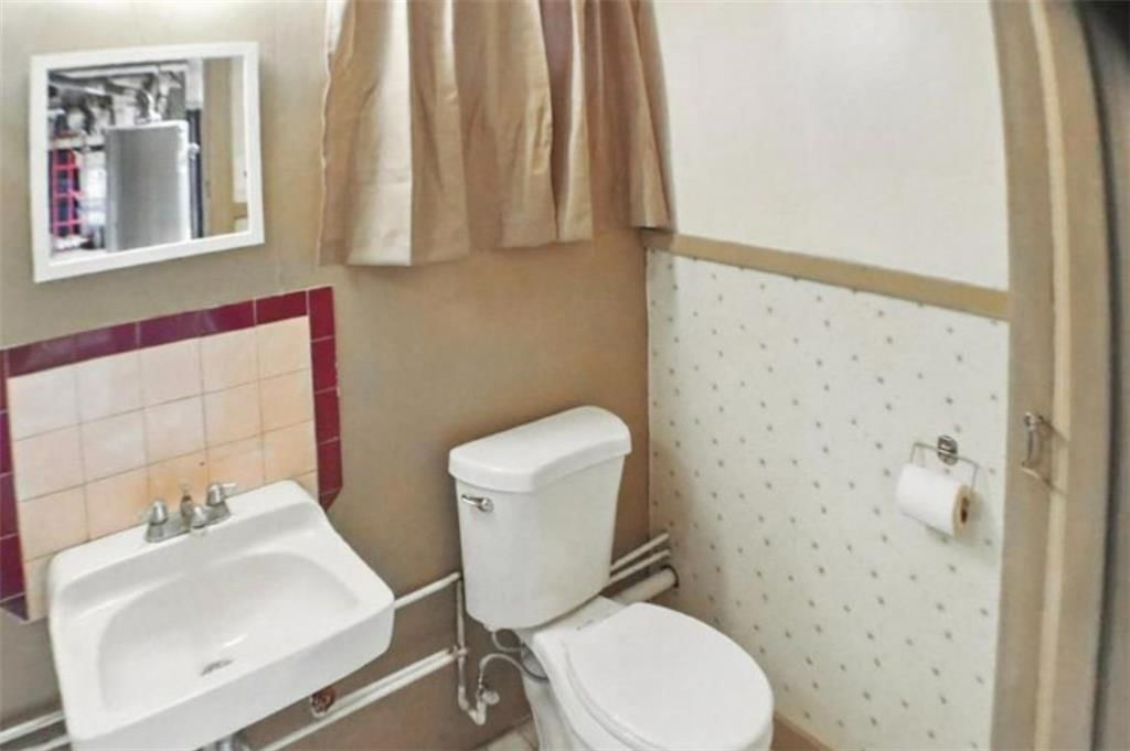 1403 W Bryson Street — photo 26