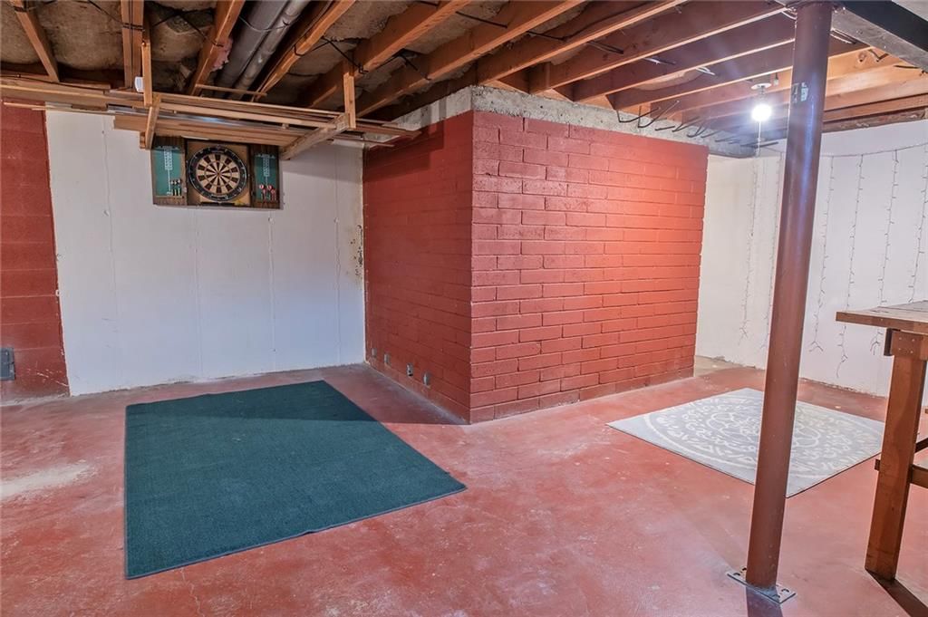 2439 Jasu Drive — photo 38