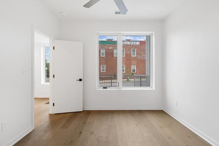 1027 Pacific Street — photo 3