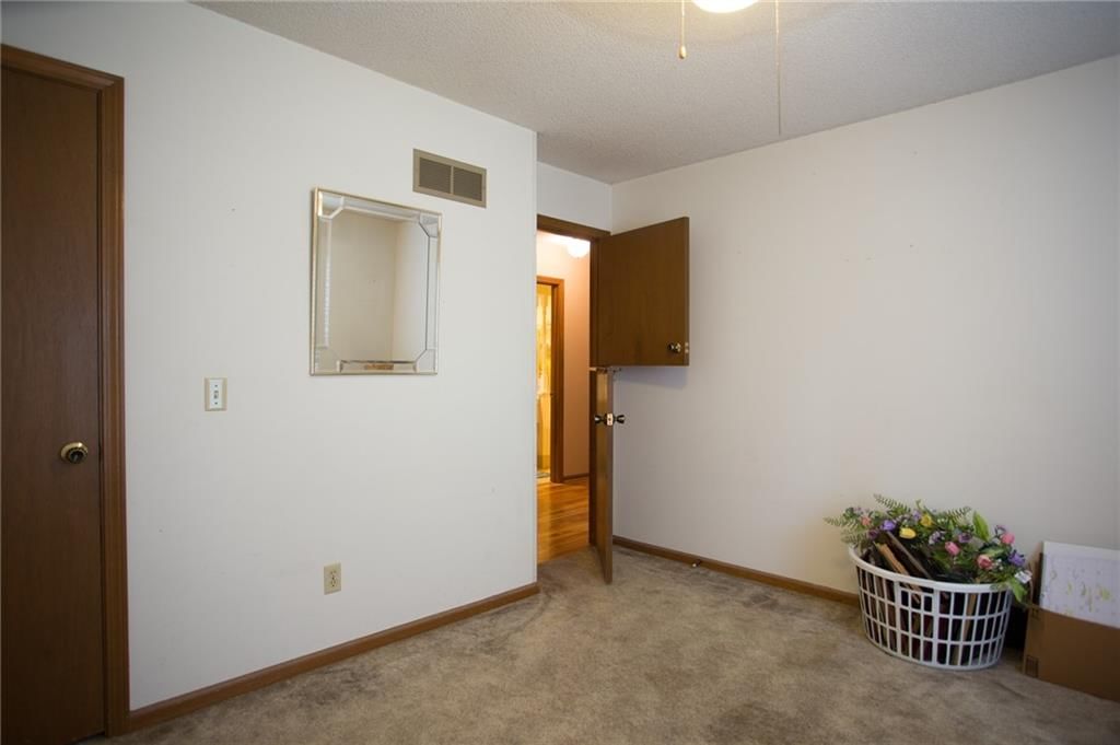 10513 W 70th Terrace — photo 27