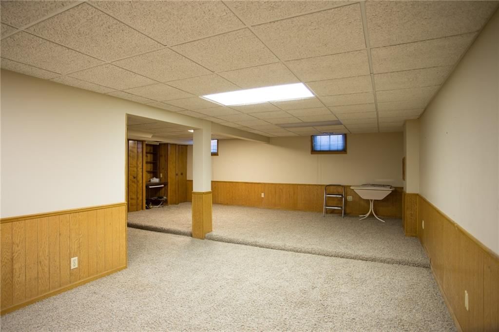 10513 W 70th Terrace — photo 34