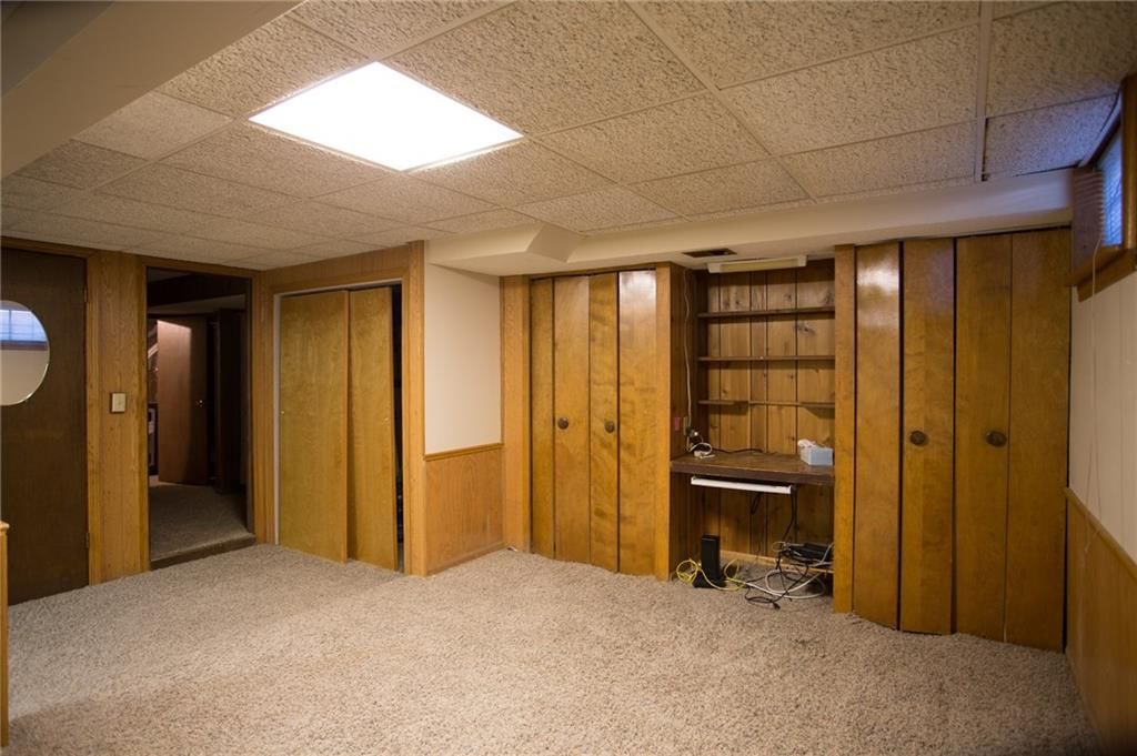 10513 W 70th Terrace — photo 36