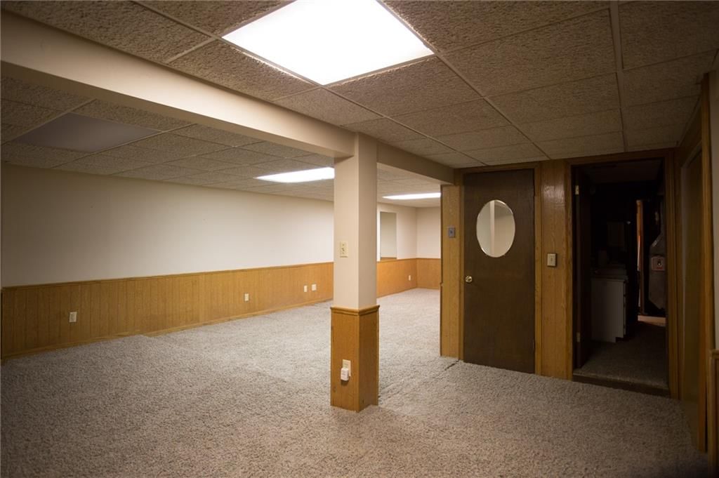 10513 W 70th Terrace — photo 37