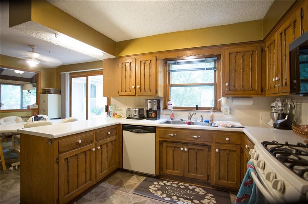 10513 W 70th Terrace — photo 10