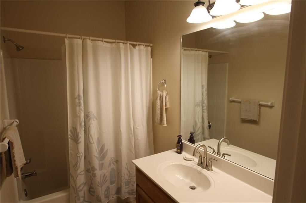 840 E Lanesfield Street — photo 18
