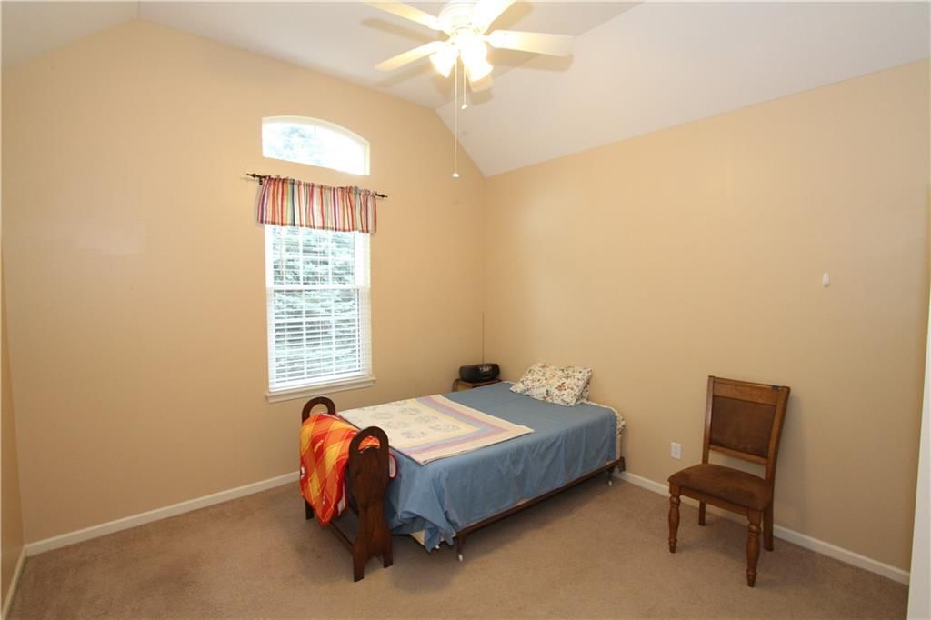 840 E Lanesfield Street — photo 19