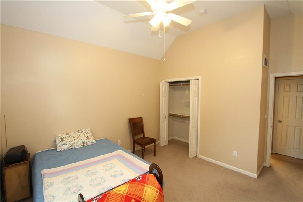 840 E Lanesfield Street — photo 20