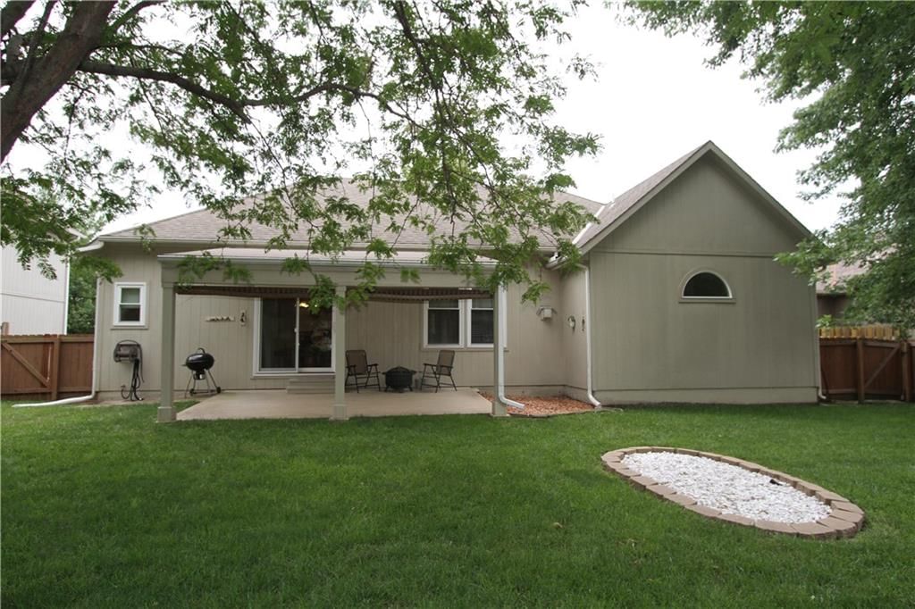 840 E Lanesfield Street — photo 28