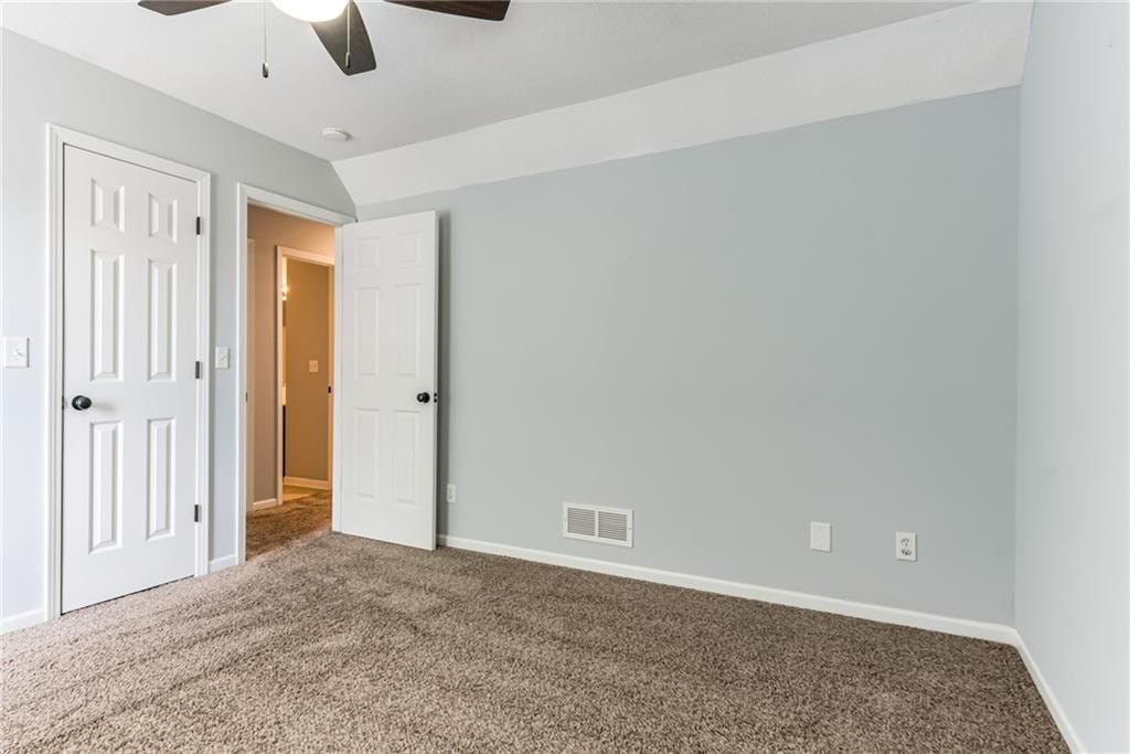 8625 N Dawn Avenue — photo 38