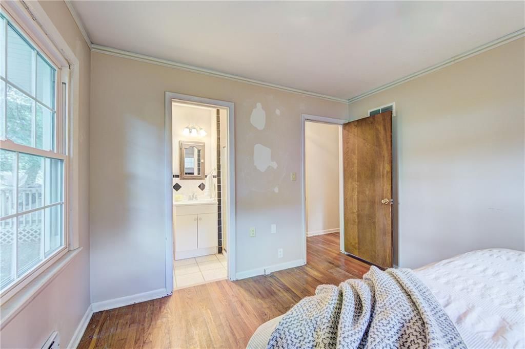 9534 Grandview Street — photo 17