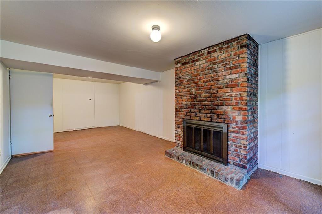 9534 Grandview Street — photo 26