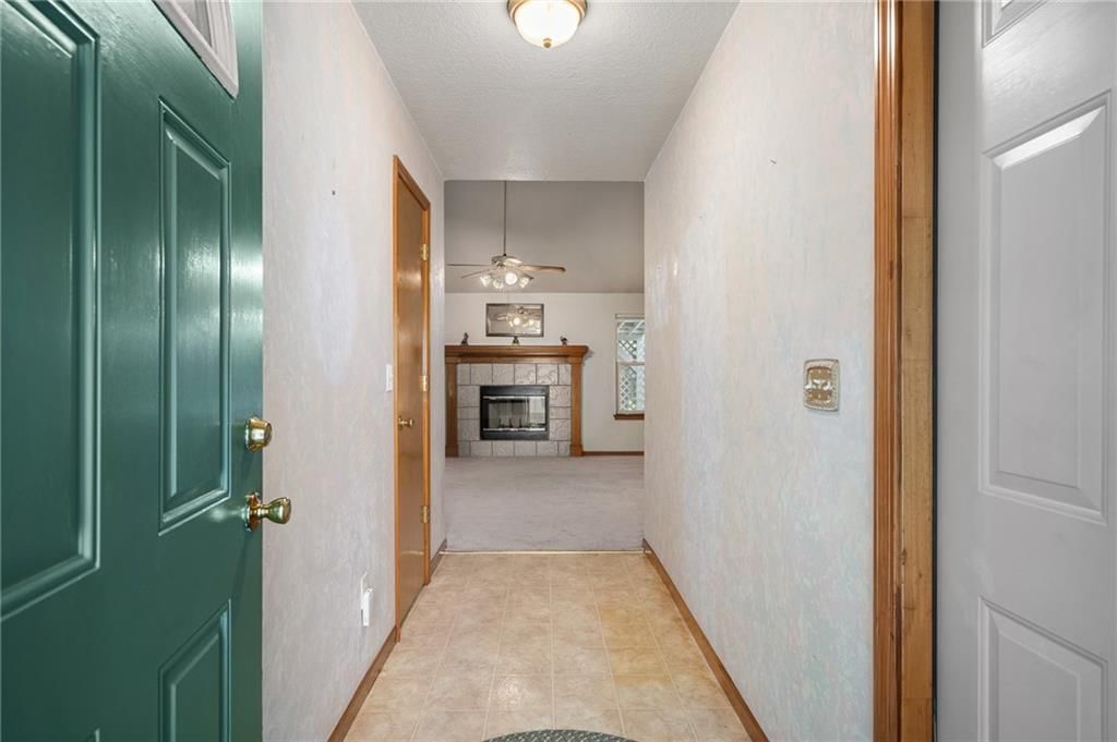 2305 Brett Drive — photo 11