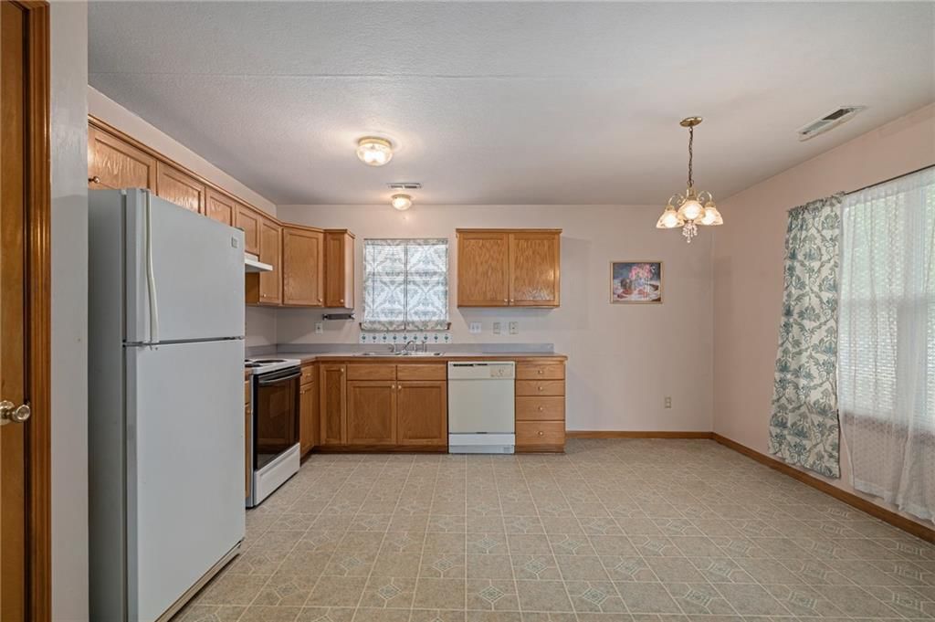 2305 Brett Drive — photo 19