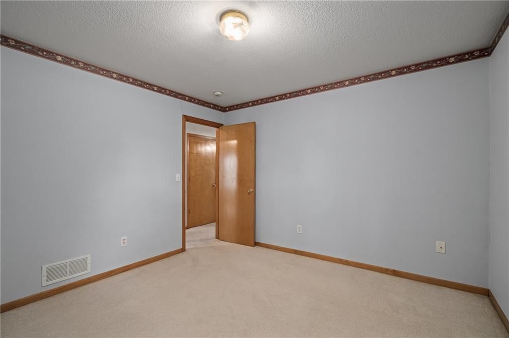 2305 Brett Drive — photo 32