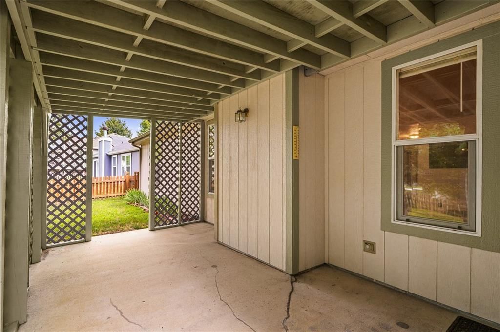 2305 Brett Drive — photo 38