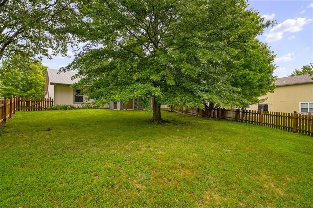 2305 Brett Drive — photo 43