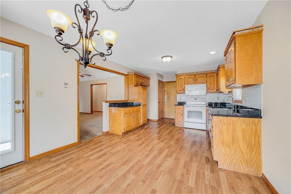 1216 SW Huntington Drive — photo 16