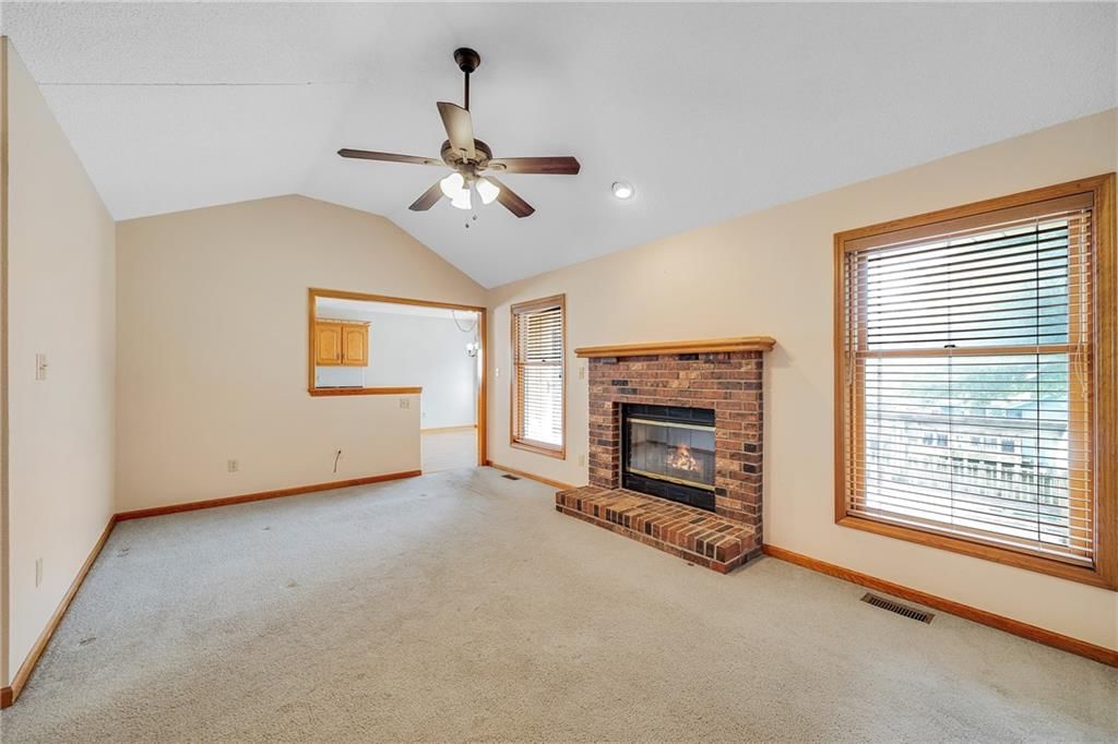 1216 SW Huntington Drive — photo 5