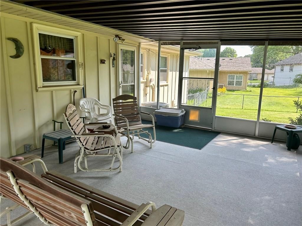 802 N Ute Street — photo 11