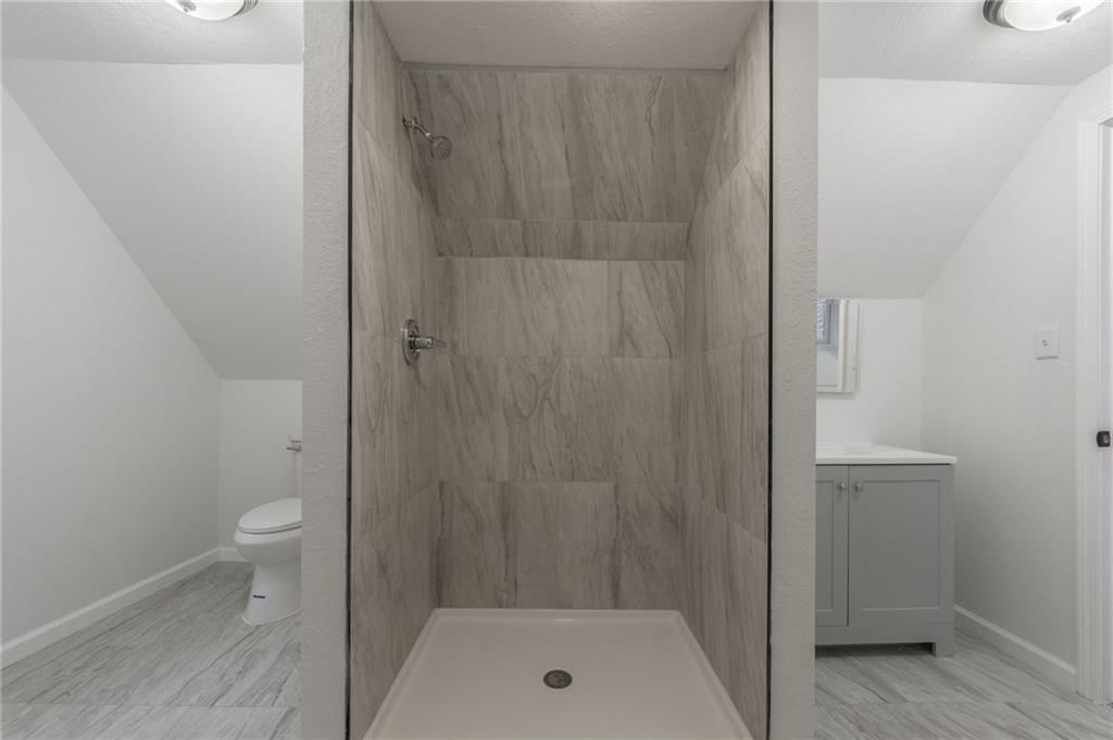 1620 Buchanan Avenue — photo 17