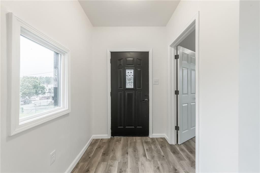 1620 Buchanan Avenue — photo 3