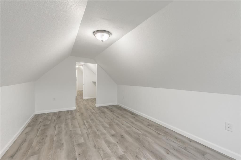 1620 Buchanan Avenue — photo 26