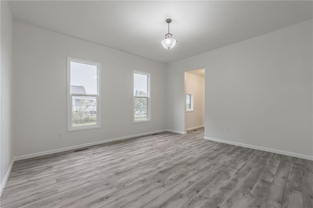 1620 Buchanan Avenue — photo 5
