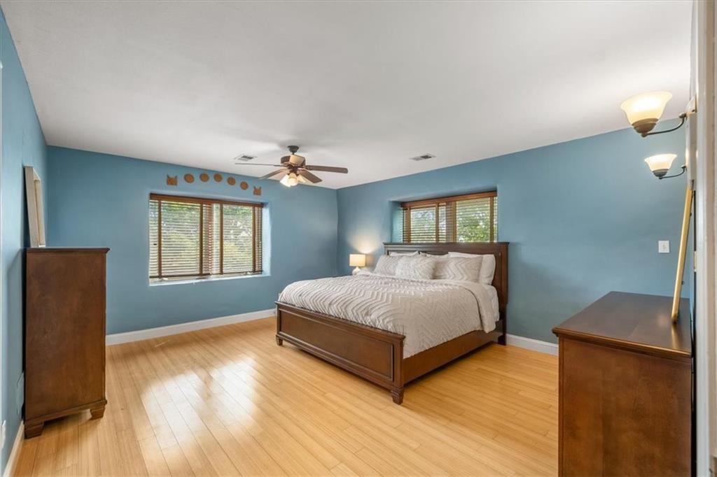 24900 Chieftain Road — photo 15