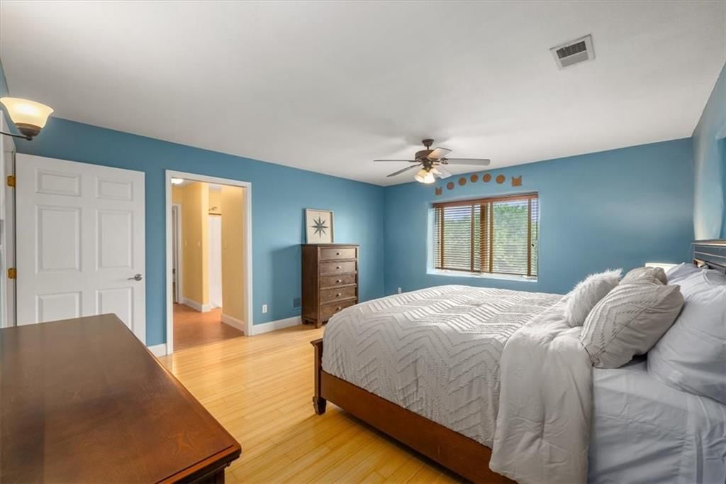 24900 Chieftain Road — photo 16