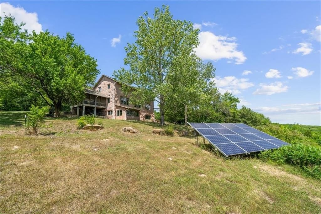 24900 Chieftain Road — photo 30