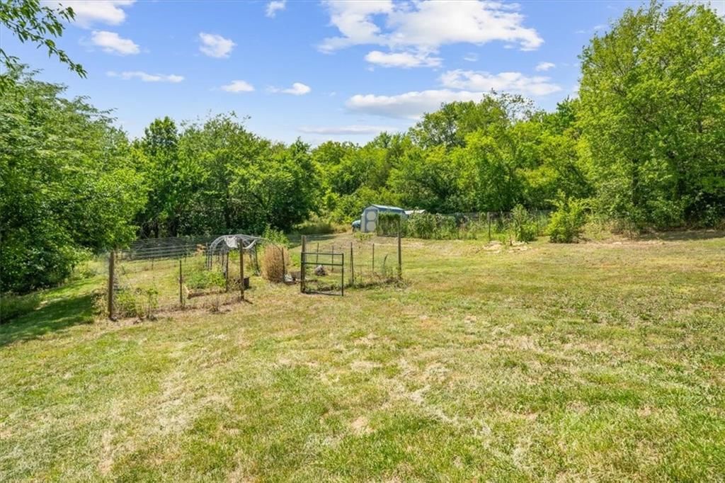 24900 Chieftain Road — photo 32