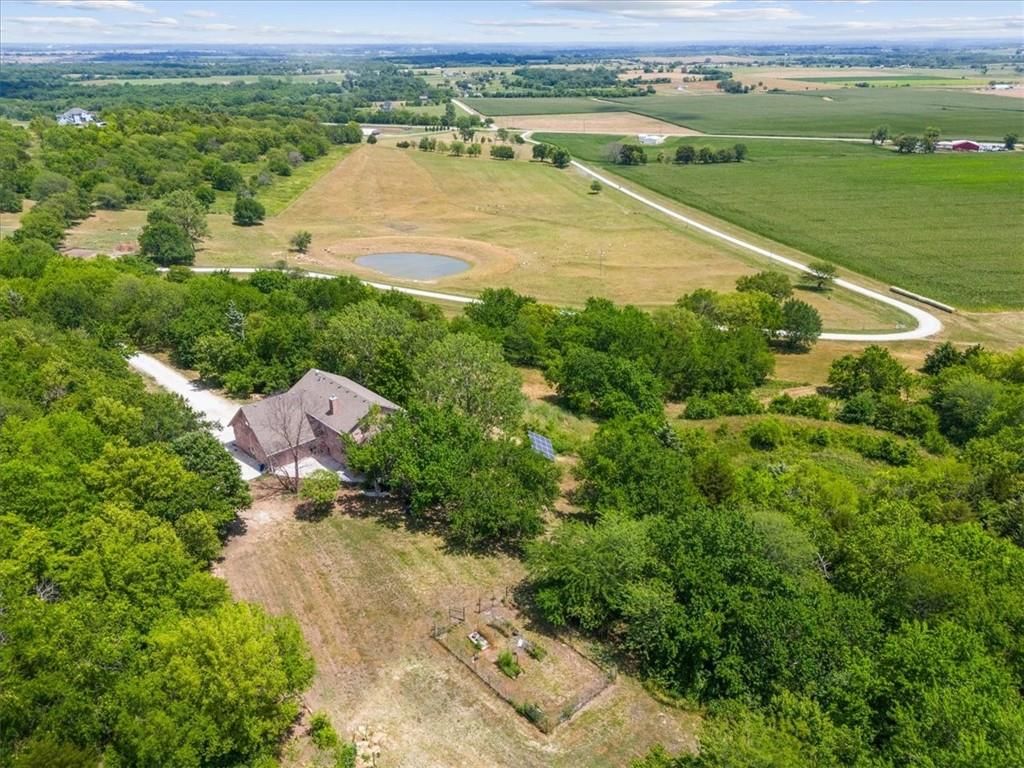 24900 Chieftain Road — photo 34