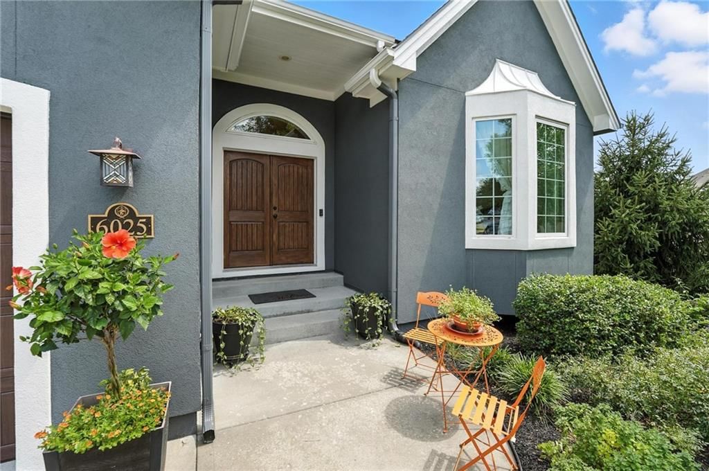 6025 Vardon Drive — photo 3