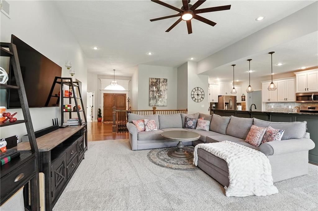 6025 Vardon Drive — photo 5