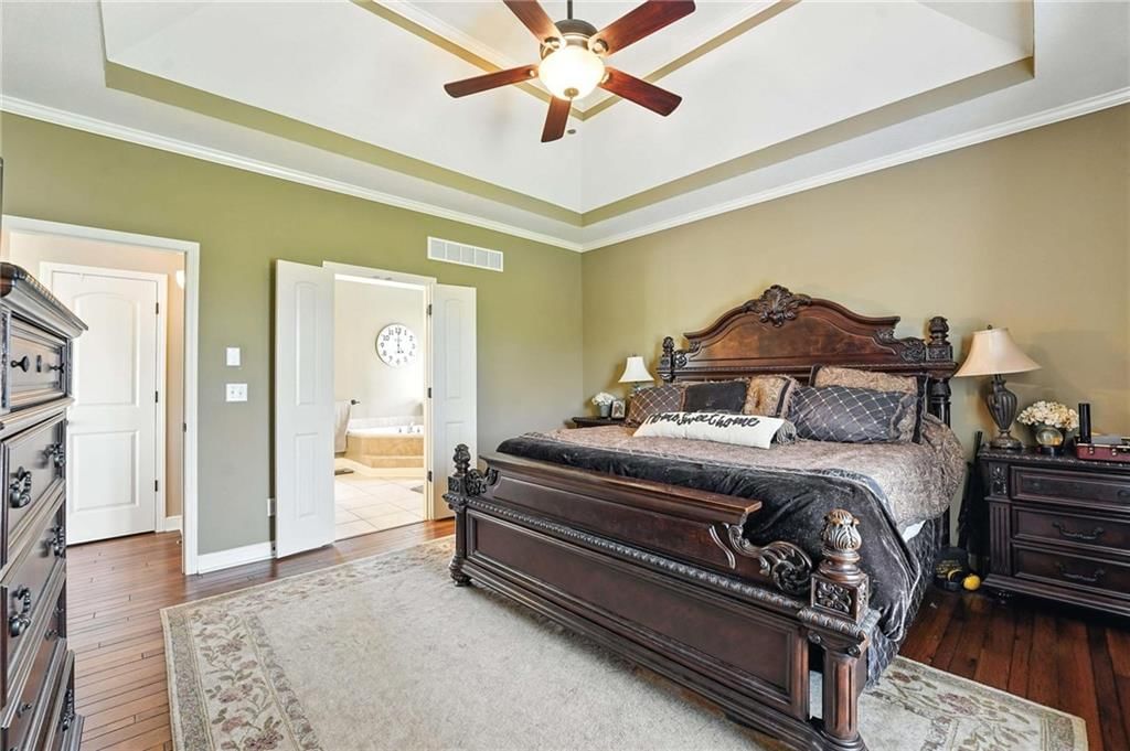 2211 NW Hedgewood Drive — photo 14