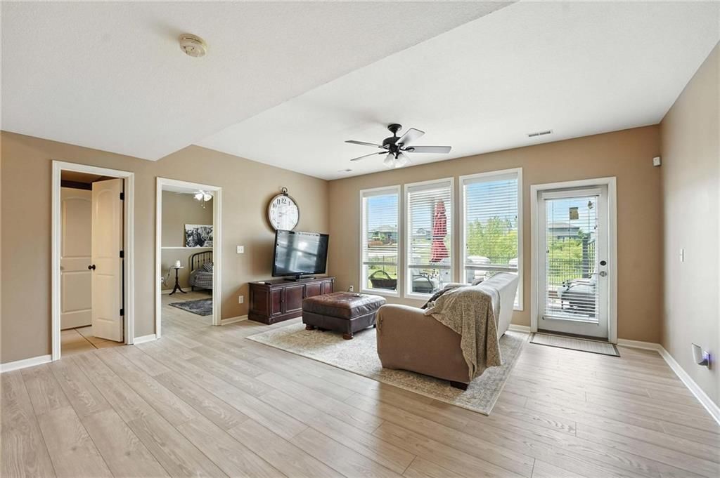 2211 NW Hedgewood Drive — photo 19