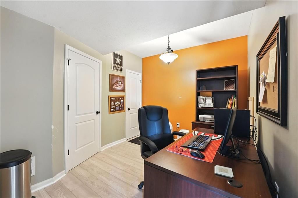 2211 NW Hedgewood Drive — photo 26