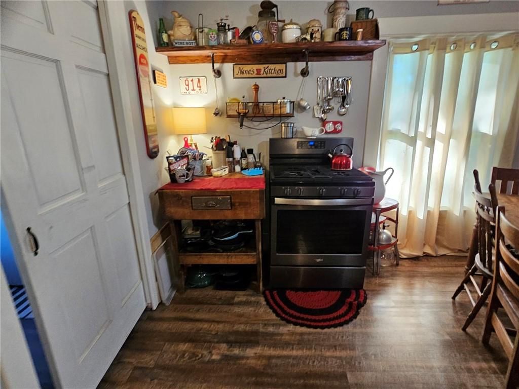 380 Locust Street — photo 22