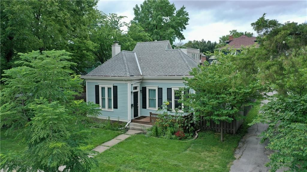 334 W Kansas Street — photo 22