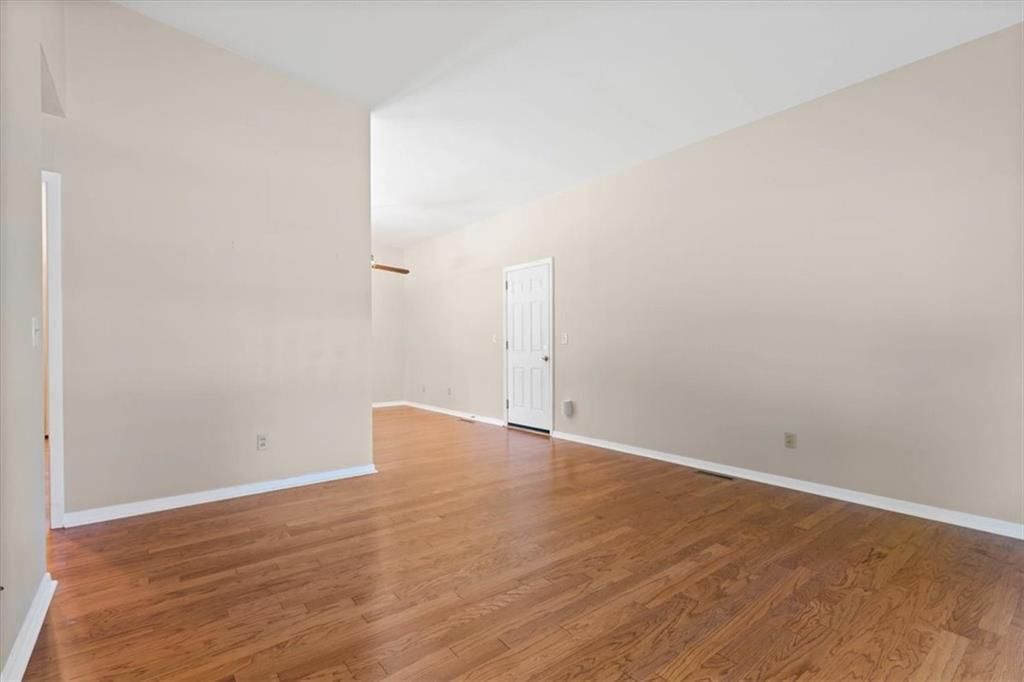 9001 W 93RD Terrace — photo 3