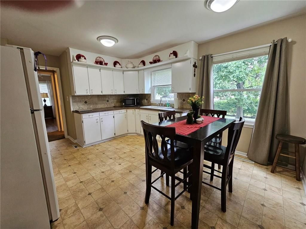 3302 S Willis Avenue — photo 5