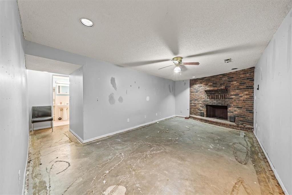 211 S Sunset Lane — photo 20