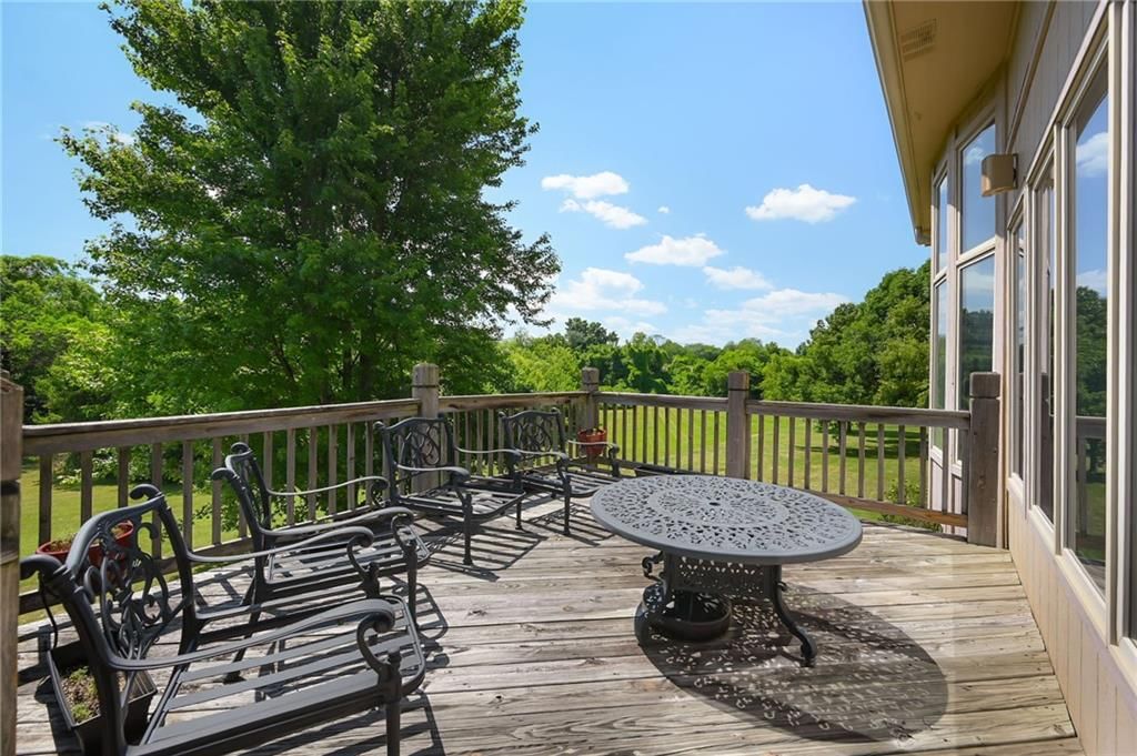 604 NE Twin Brook Drive — photo 4