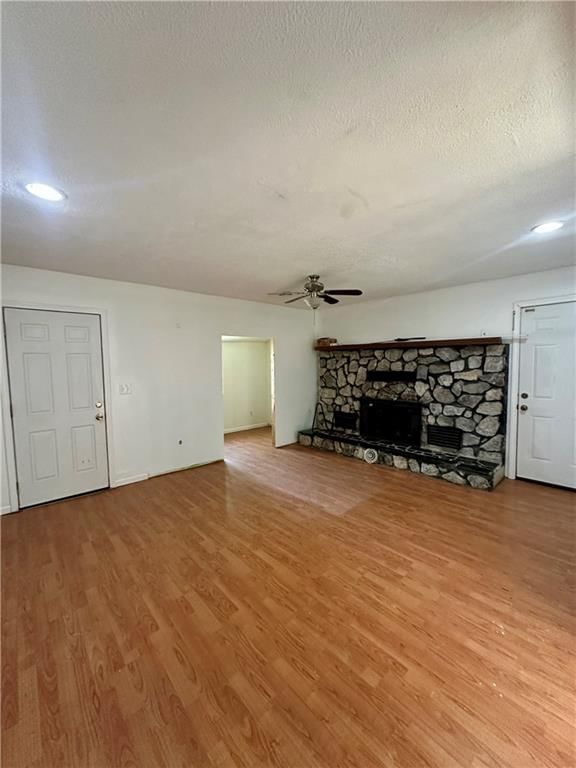 105 N Indiana Street — photo 8