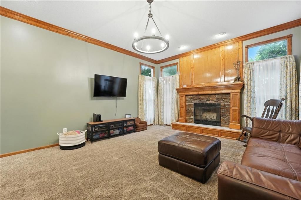 6235 N Forest Drive — photo 7