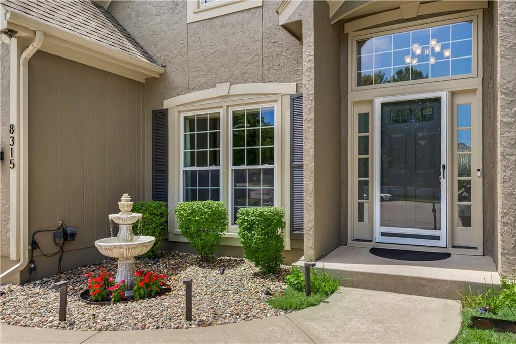 8315 NW 82ND Street — photo 2