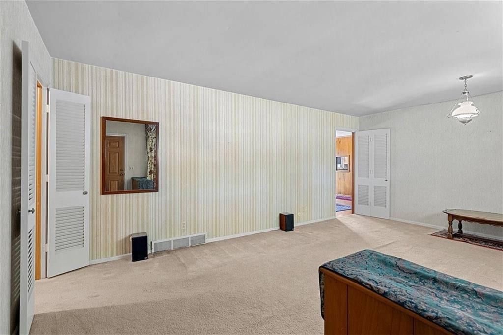 10814 Oak Street — photo 13