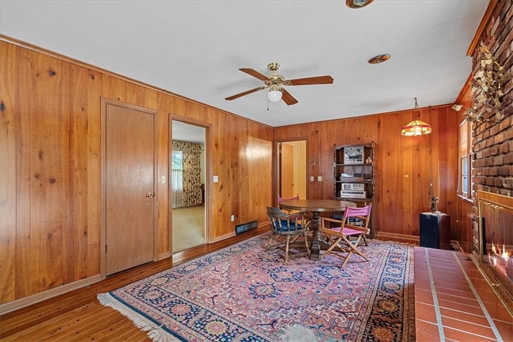 10814 Oak Street — photo 8