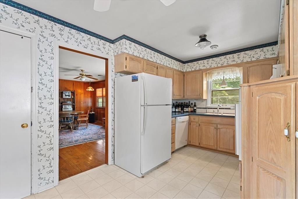 10814 Oak Street — photo 10